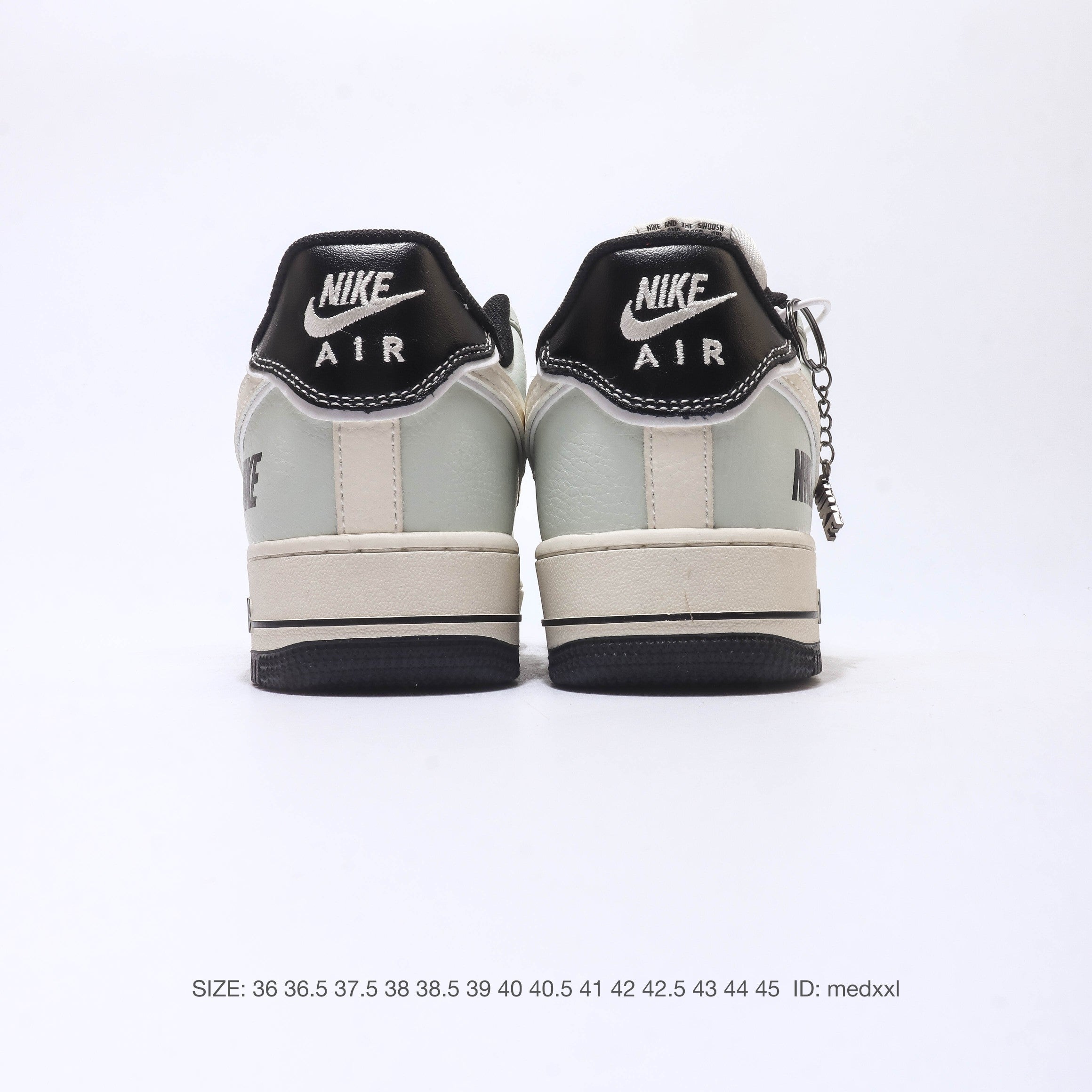 Nike Air Force 1 '07