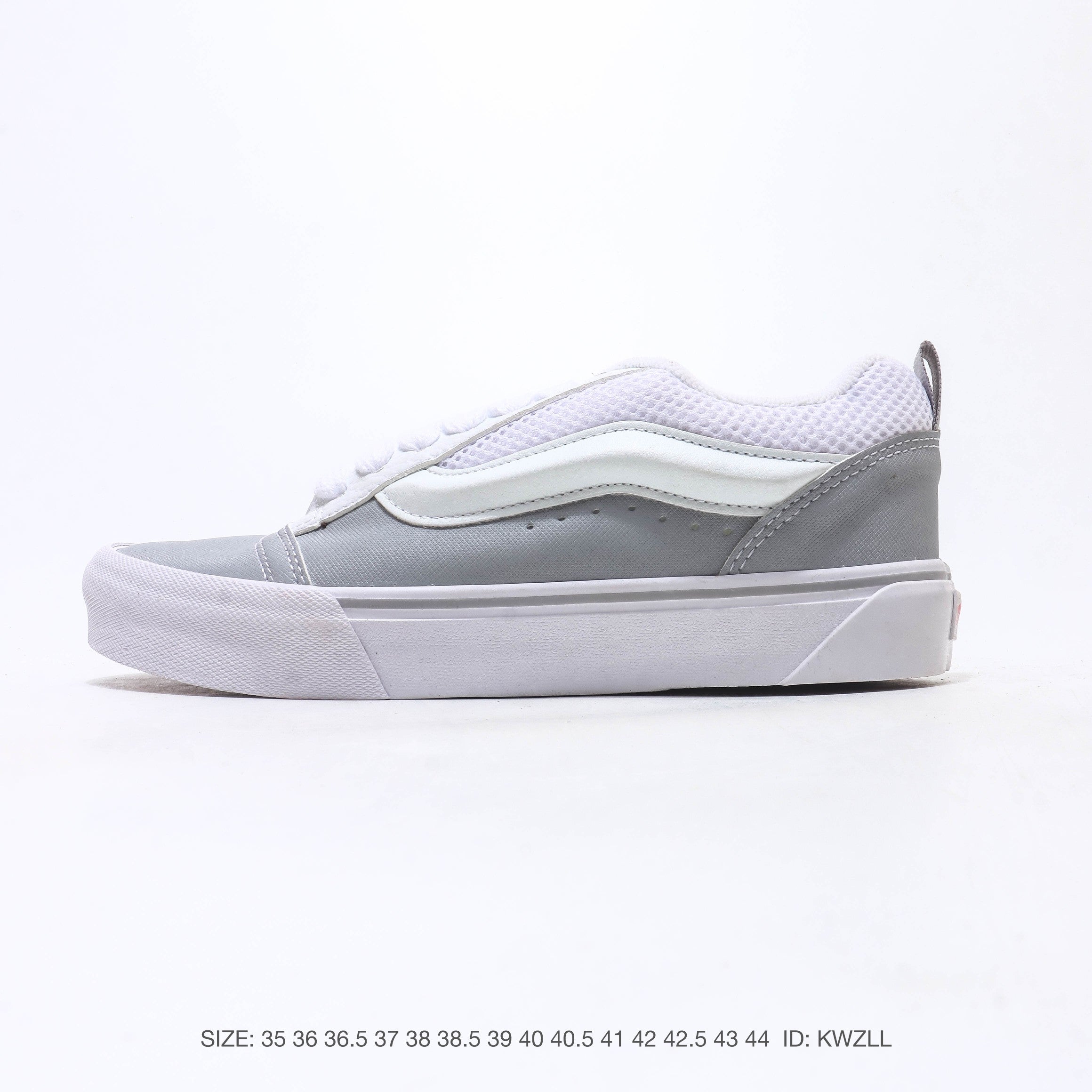 Vans Knu Skool VR3 Sneakers