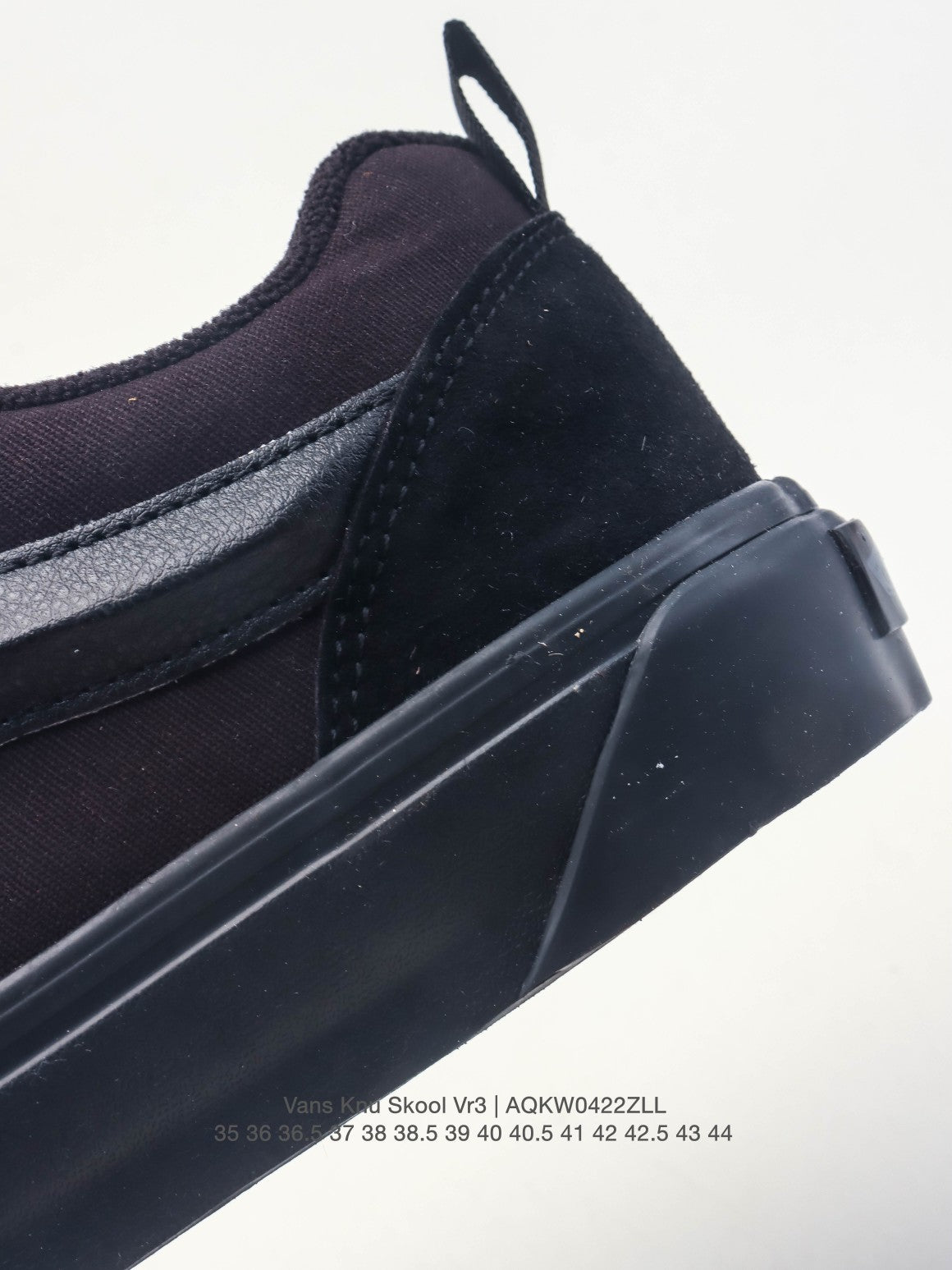 Vans Knu Skool VR3 Sneakers